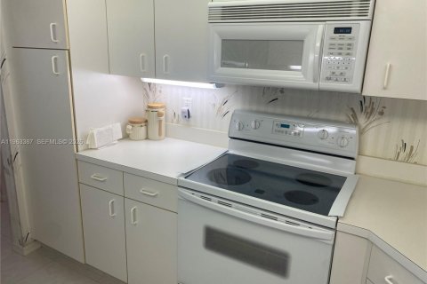 Copropriété à vendre à Fort Lauderdale, Floride: 2 chambres, 112.88 m2 № 2025290 - photo 22