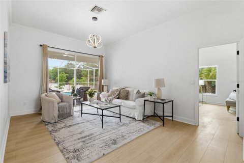 House in Palm Harbor, Florida 3 bedrooms, 236.06 sq.m. № 2107388 - photo 6