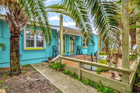 Duplex in Madeira Beach, Florida 3 bedrooms, 130.43 sq.m. № 1733550 - photo 7