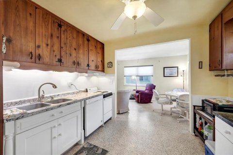 House in Englewood, Florida 2 bedrooms, 69.4 sq.m. № 1673616 - photo 3