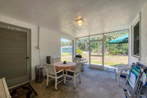 House in Englewood, Florida 2 bedrooms, 69.4 sq.m. № 1673616 - photo 16