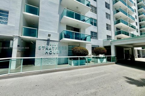 Apartamento en alquiler en North Miami Beach, Florida, 1 dormitorio, 65.96 m2 № 1742282 - foto 14