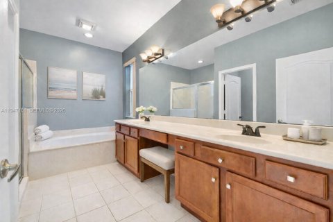 Купить виллу или дом в Хомстед, Флорида 5 спален, 231.7м2, № 2006007 - фото 14