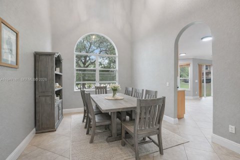 Купить виллу или дом в Хомстед, Флорида 5 спален, 231.7м2, № 2006007 - фото 5