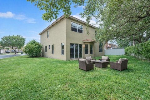 Купить виллу или дом в Хомстед, Флорида 5 спален, 231.7м2, № 2006007 - фото 2