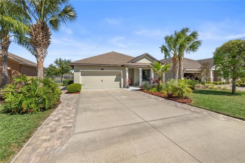 House in Ormond Beach, Florida 3 bedrooms, 174.01 sq.m. № 1613762 - photo 1