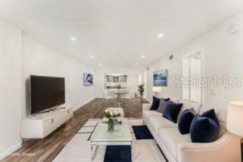 Condominio en venta en Saint Petersburg, Florida, 2 dormitorios, 92.9 m2 № 1543066 - foto 8