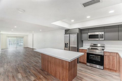 Condominio en venta en Saint Petersburg, Florida, 2 dormitorios, 92.9 m2 № 1543066 - foto 6