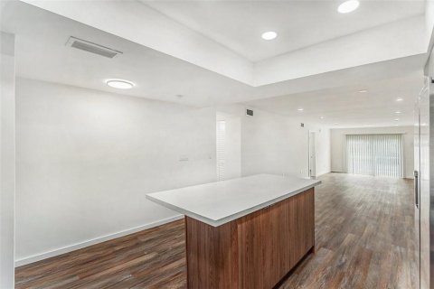 Condominio en venta en Saint Petersburg, Florida, 2 dormitorios, 92.9 m2 № 1543066 - foto 7