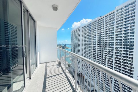 Студия в кондо в Майами, Флорида № 2026986