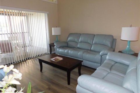 Apartment in Oldsmar, Florida 2 bedrooms, 85.84 sq.m. № 2219193 - photo 4