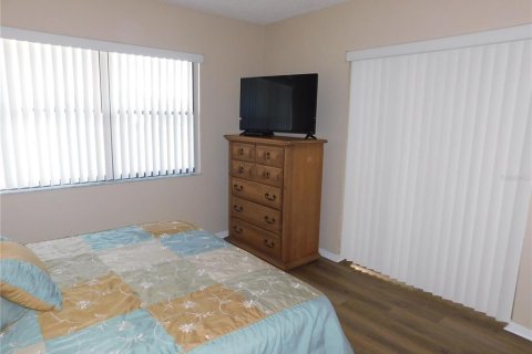 Apartment in Oldsmar, Florida 2 bedrooms, 85.84 sq.m. № 2219193 - photo 10