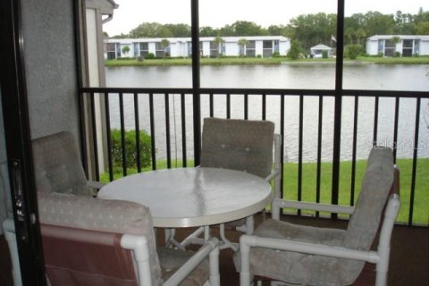 Apartment in Oldsmar, Florida 2 bedrooms, 85.84 sq.m. № 2219193 - photo 14