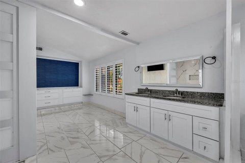 Casa en venta en Orlando, Florida, 3 dormitorios, 150.22 m2 № 1916622 - foto 27