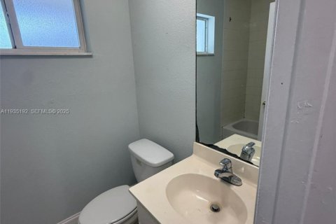 Copropriété à louer à Plantation, Floride: 1 chambre, 38.65 m2 № 1993352 - photo 4