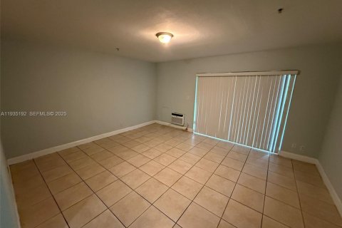 Copropriété à louer à Plantation, Floride: 1 chambre, 38.65 m2 № 1993352 - photo 8