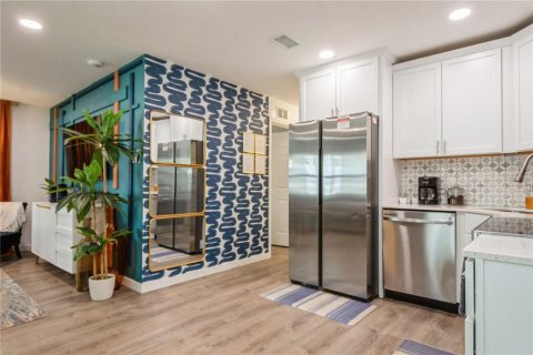 Casa en venta en Pinellas Park, Florida, 4 dormitorios, 107.12 m2 № 1648938 - foto 13