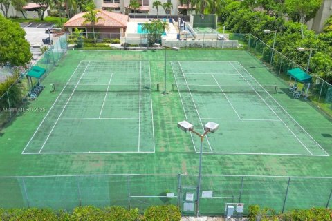 Снять в аренду кондоминиум в Майами, Флорида 2 спальни, 87.7м2, № 1938707 - фото 17