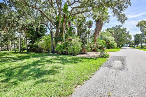 Villa ou maison à vendre à Weeki Wachee, Floride: 3 chambres, 153.1 m2 № 1908584 - photo 7