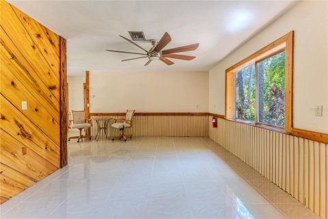 Villa ou maison à vendre à Weeki Wachee, Floride: 3 chambres, 153.1 m2 № 1908584 - photo 10
