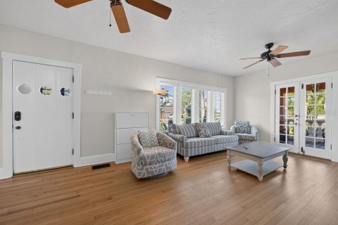 Villa ou maison à vendre à Bradenton, Floride: 4 chambres, 215.53 m2 № 2150393 - photo 8