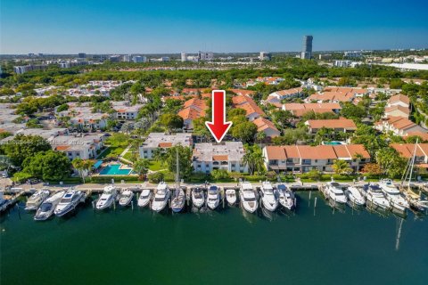 Купить кондоминиум в Авентура, Флорида 2 спальни, 106.19м2, № 2047026 - фото 29