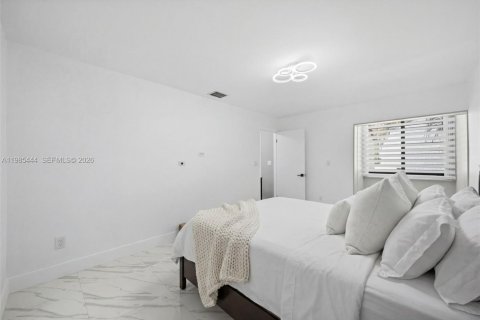 Купить кондоминиум в Авентура, Флорида 2 спальни, 106.19м2, № 2047026 - фото 20