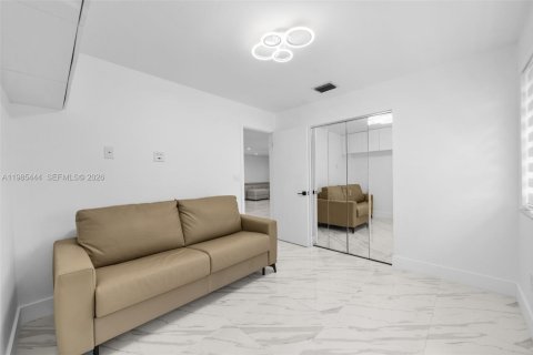 Купить кондоминиум в Авентура, Флорида 2 спальни, 106.19м2, № 2047026 - фото 25