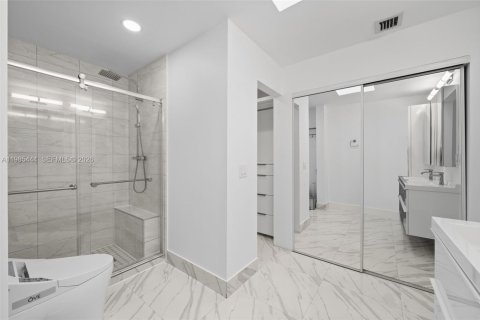 Купить кондоминиум в Авентура, Флорида 2 спальни, 106.19м2, № 2047026 - фото 23