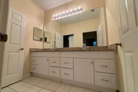 Condo in Orlando, Florida, 3 bedrooms  № 1720526 - photo 8