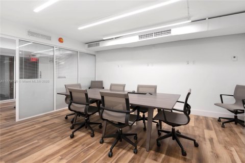 Immobilier commercial à vendre à North Miami, Floride № 1985629 - photo 8