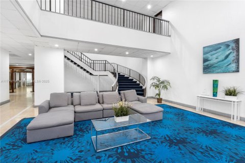 Immobilier commercial à vendre à North Miami, Floride № 1985629 - photo 4