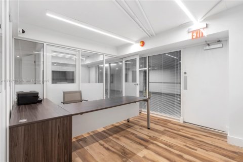 Immobilier commercial à vendre à North Miami, Floride № 1985629 - photo 14