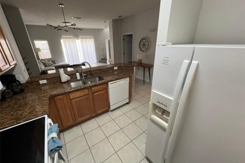 Touwnhouse à vendre à Kissimmee, Floride: 3 chambres, 120.31 m2 № 2236876 - photo 9