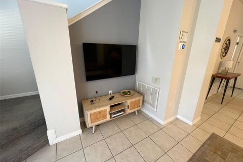 Touwnhouse à vendre à Kissimmee, Floride: 3 chambres, 120.31 m2 № 2236876 - photo 2
