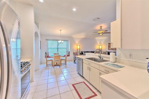 Villa ou maison à vendre à Wesley Chapel, Floride: 3 chambres, 172.24 m2 № 2151639 - photo 15