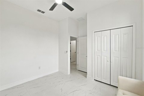 Casa en venta en Orlando, Florida, 4 dormitorios, 158.21 m2 № 2386577 - foto 15
