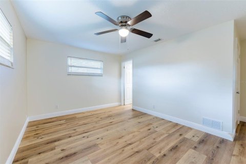 Villa ou maison à vendre à Clearwater, Floride: 3 chambres, 135.08 m2 № 2423603 - photo 21