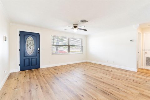 Villa ou maison à vendre à Clearwater, Floride: 3 chambres, 135.08 m2 № 2423603 - photo 6