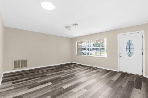 Casa en venta en Spring Hill, Florida, 2 dormitorios, 100.89 m2 № 1885493 - foto 4