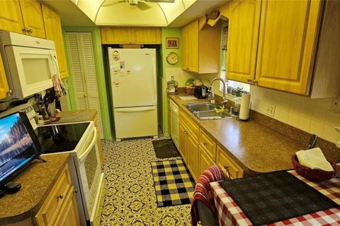 Купить кондоминиум в Сарасота, Флорида 6 комнат, 117.06м2, № 2104658 - фото 14