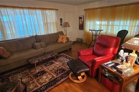 Купить кондоминиум в Сарасота, Флорида 6 комнат, 117.06м2, № 2104658 - фото 23