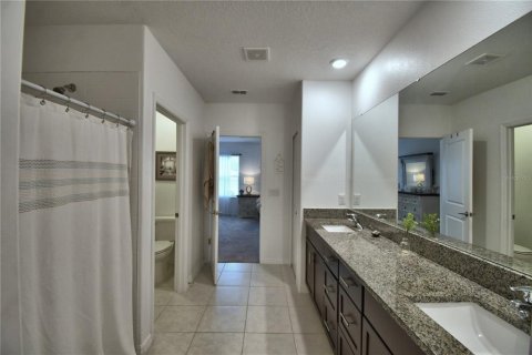 House in Lakeland, Florida 5 bedrooms, 274.43 sq.m. № 1684935 - photo 28
