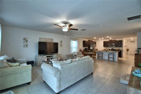 House in Lakeland, Florida 5 bedrooms, 274.43 sq.m. № 1684935 - photo 18