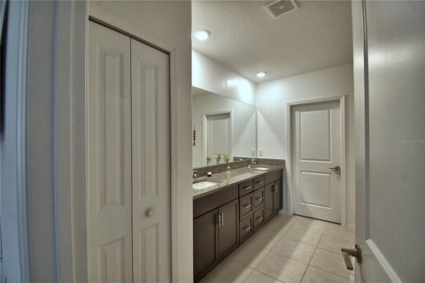 House in Lakeland, Florida 5 bedrooms, 274.43 sq.m. № 1684935 - photo 26