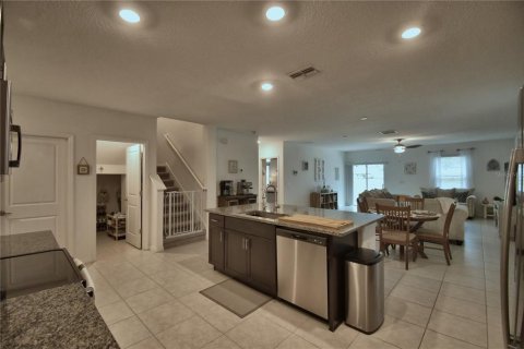 House in Lakeland, Florida 5 bedrooms, 274.43 sq.m. № 1684935 - photo 11
