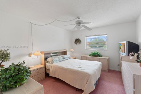 Купить кондоминиум в Дирфилд-Бич, Флорида 2 спальни, 88.26м2, № 2047769 - фото 7