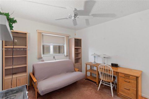 Купить кондоминиум в Дирфилд-Бич, Флорида 2 спальни, 88.26м2, № 2047769 - фото 14