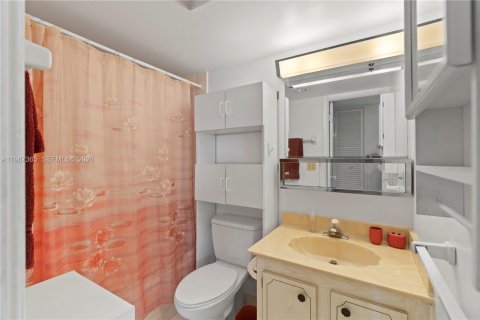 Купить кондоминиум в Дирфилд-Бич, Флорида 2 спальни, 88.26м2, № 2047769 - фото 16