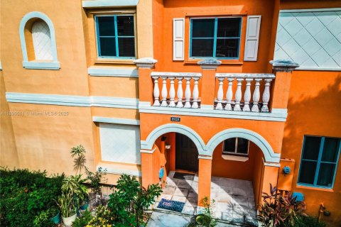 Villa ou maison à Miramar, Floride 3 chambres, 160.72 m2 № 2016807